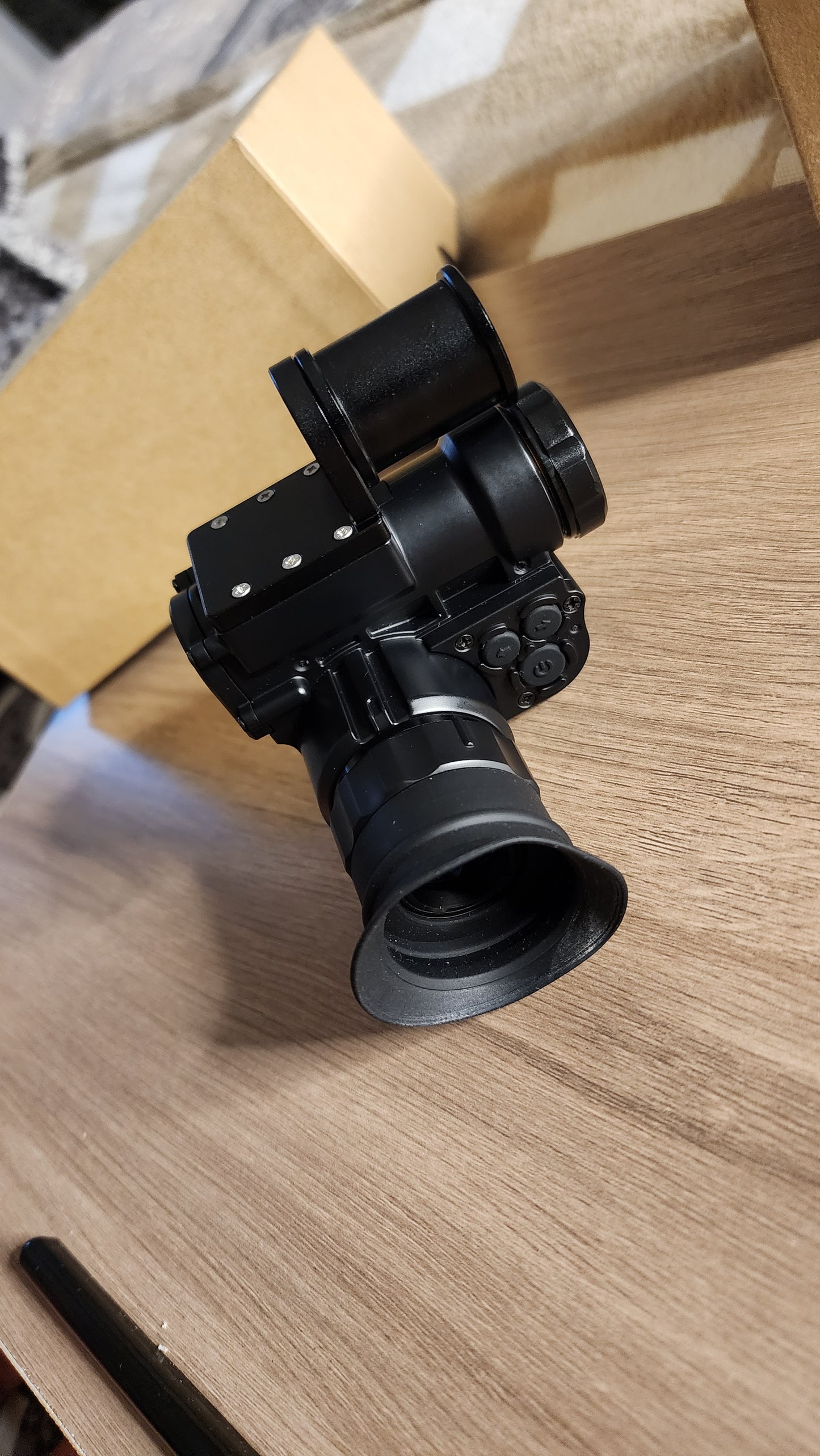 NVG 10
