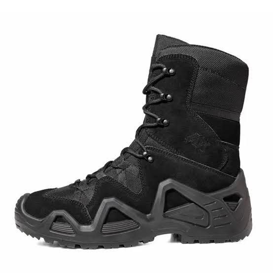 Combat boots