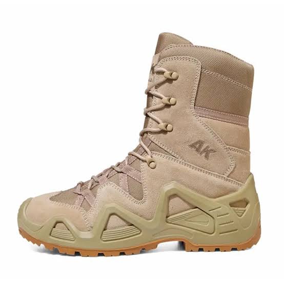 Combat boots